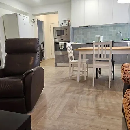 1a128 Moderno 6pax 3habitaciones By R2r Consulting Lägenhet