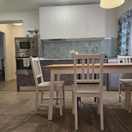 R2R - Moderno Apartamento 6Pax 3Habitaciones - 1A128 Apartman