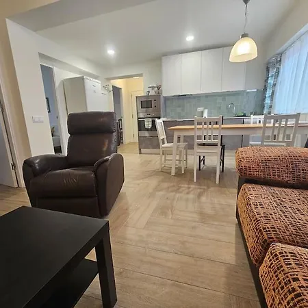R2R - Moderno Apartamento 6Pax 3Habitaciones - 1A128