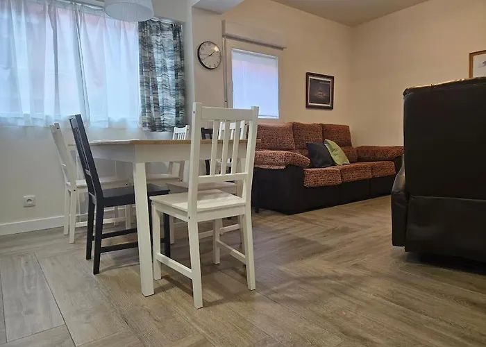 Apartment 1a128 Moderno 6pax 3habitaciones By R2r Consulting Gijon