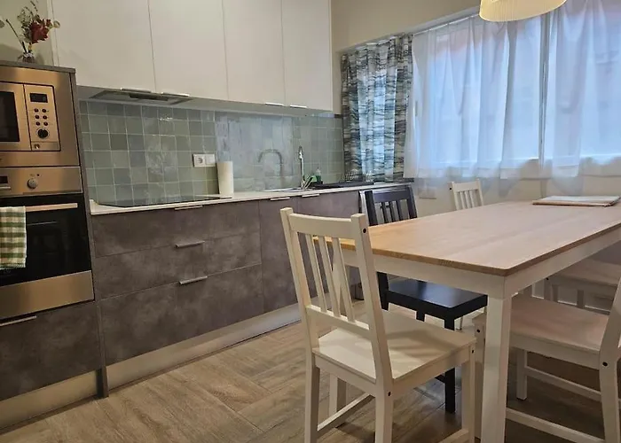 1a128 Moderno 6pax 3habitaciones By R2r Consulting Gijon